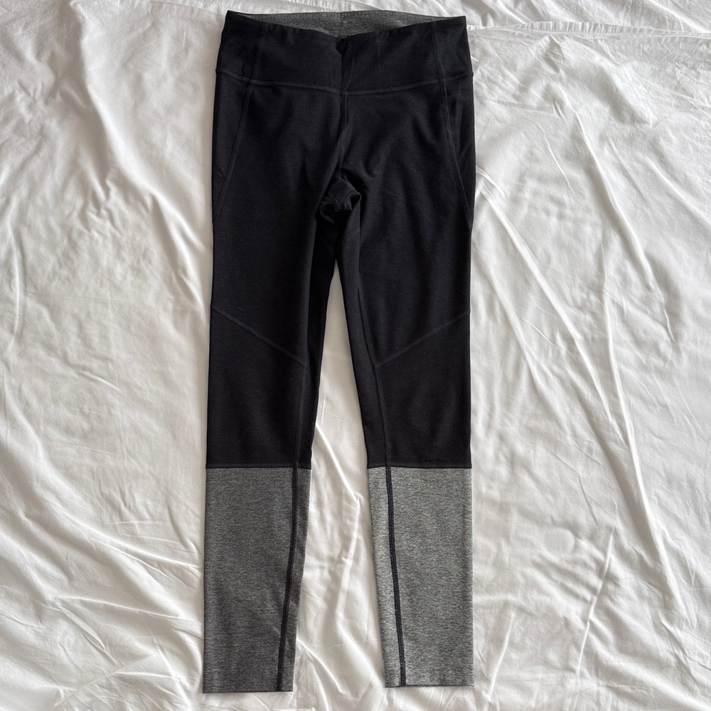 Outdoor Voices two-tone “dipped” 7/8 leggings